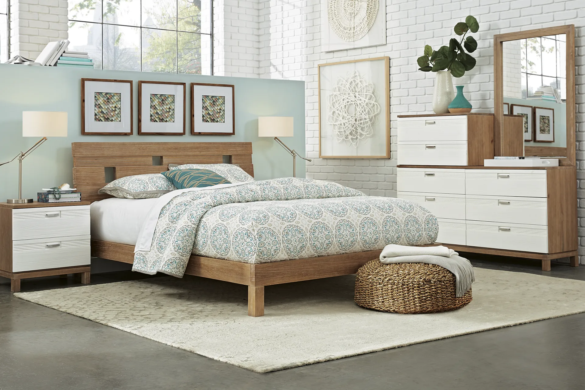 Gardenia Pecan 3 Pc King Platform Bed - Image 1