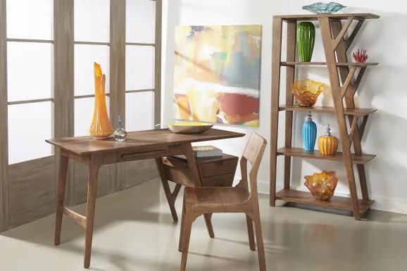 Logan Lodge Natural Desk with Chair