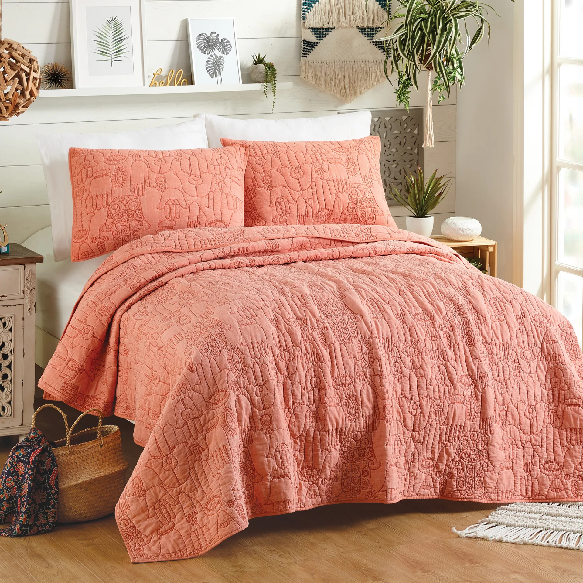 Flournoy Coral King 3 Pc Quilt Set - Image 1