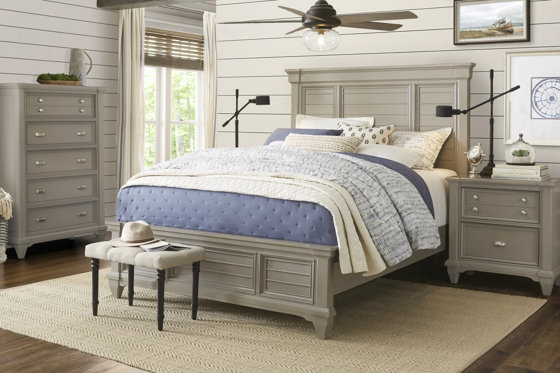 Hilton Head Gray 3 Pc Queen Panel Bed - Image 1