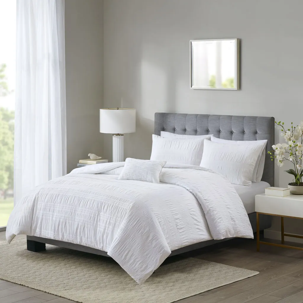 Malodin White 4 Pc King/California Duvet Set - Image 1