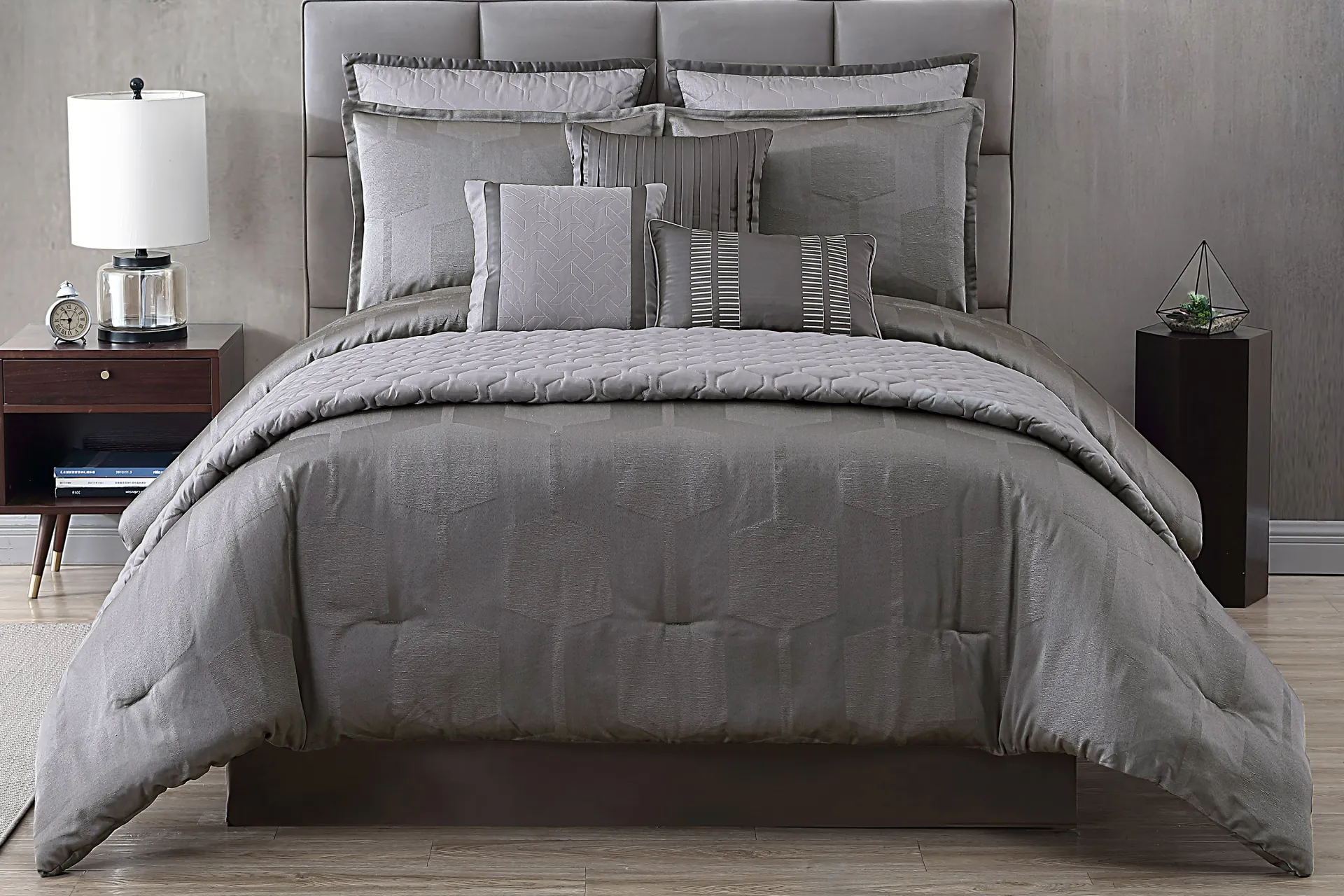 Damuth Gray 10 Pc King Comforter Set - Image 1