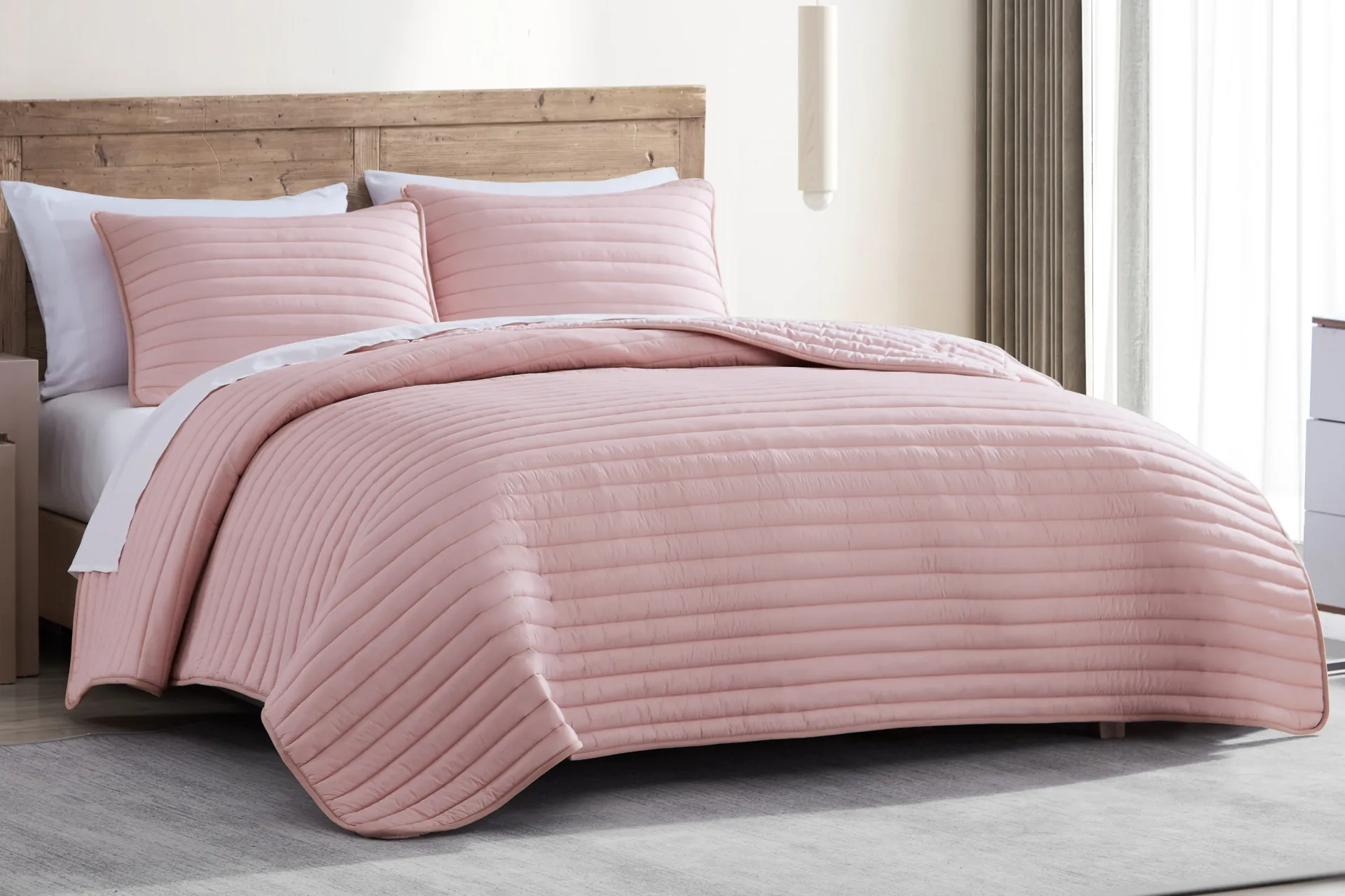 Vallecito Blush 3 Pc Full/Queen Comforter Set - Image 1