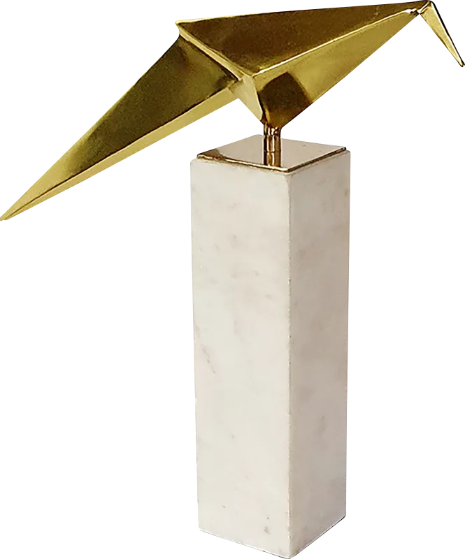 Amestoy I Gold Statue