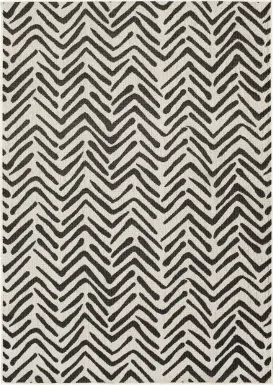 Maisy White 6' x 9' Indoor/Outdoor Rug