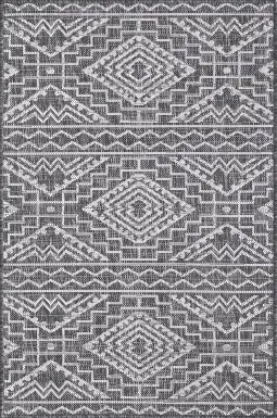 Emspool Black 5'3 x 7'7 Indoor/Outdoor Rug