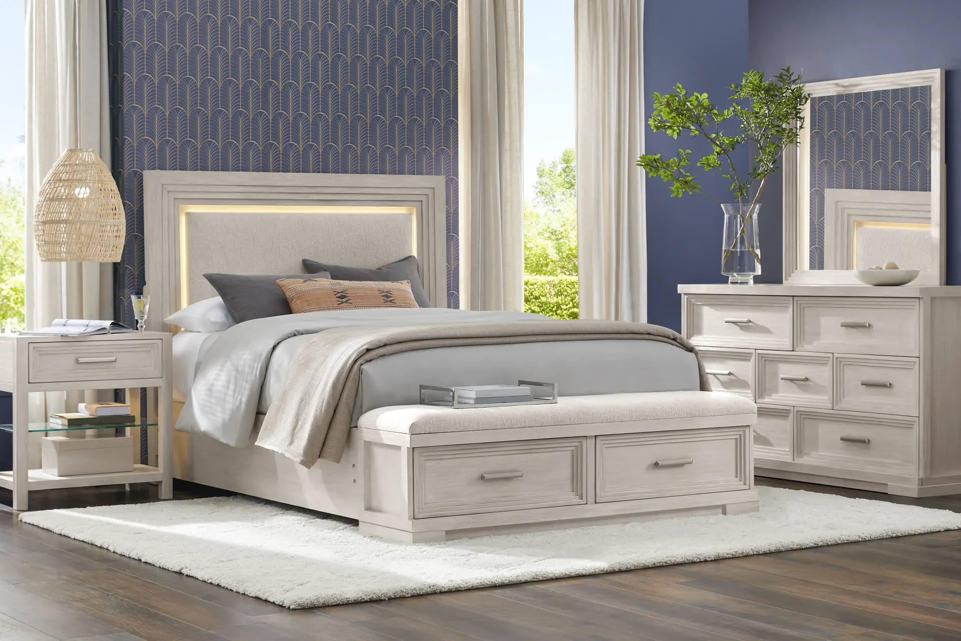 Royal Park Ivory 7 Pc Queen Storage Bedroom