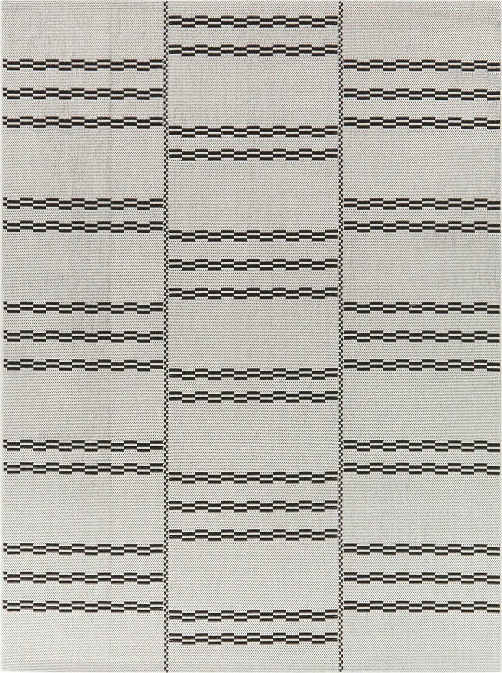 Midnight Mist White 5'3 x 7' Indoor/Outdoor Rug