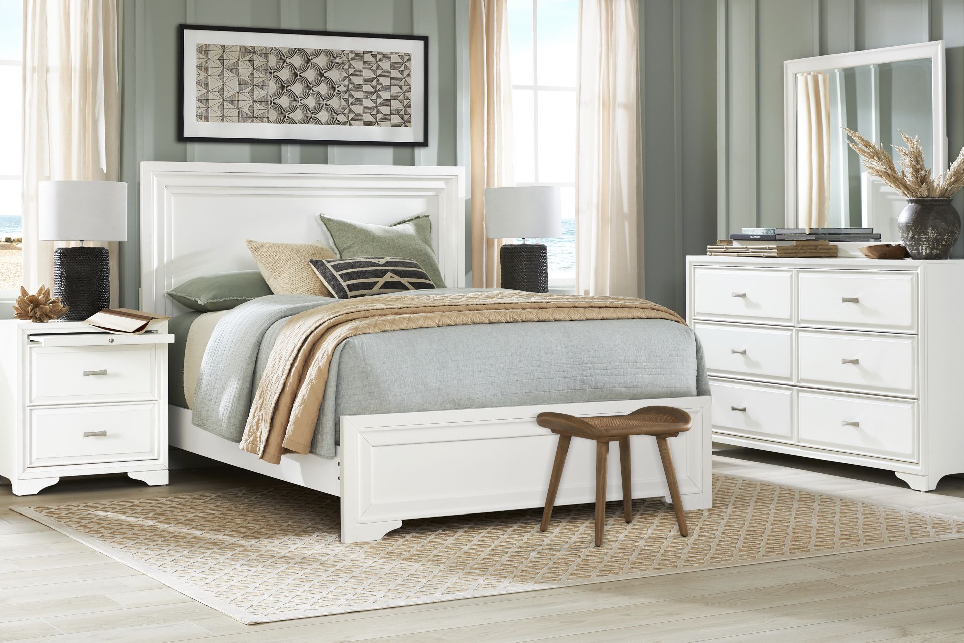 Belcourt White 3 Pc Queen Panel Bed - Image 2