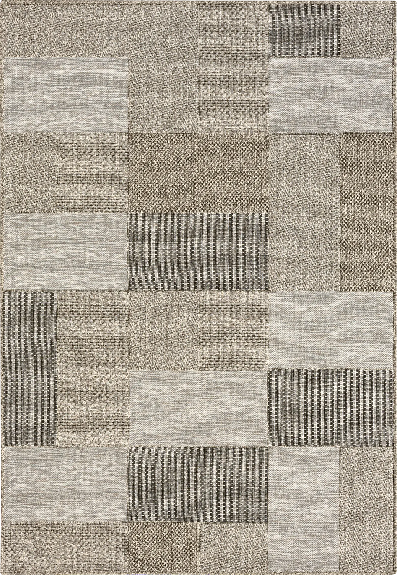 Ahedho Tan 5' x 7' Indoor/Outdoor Rug