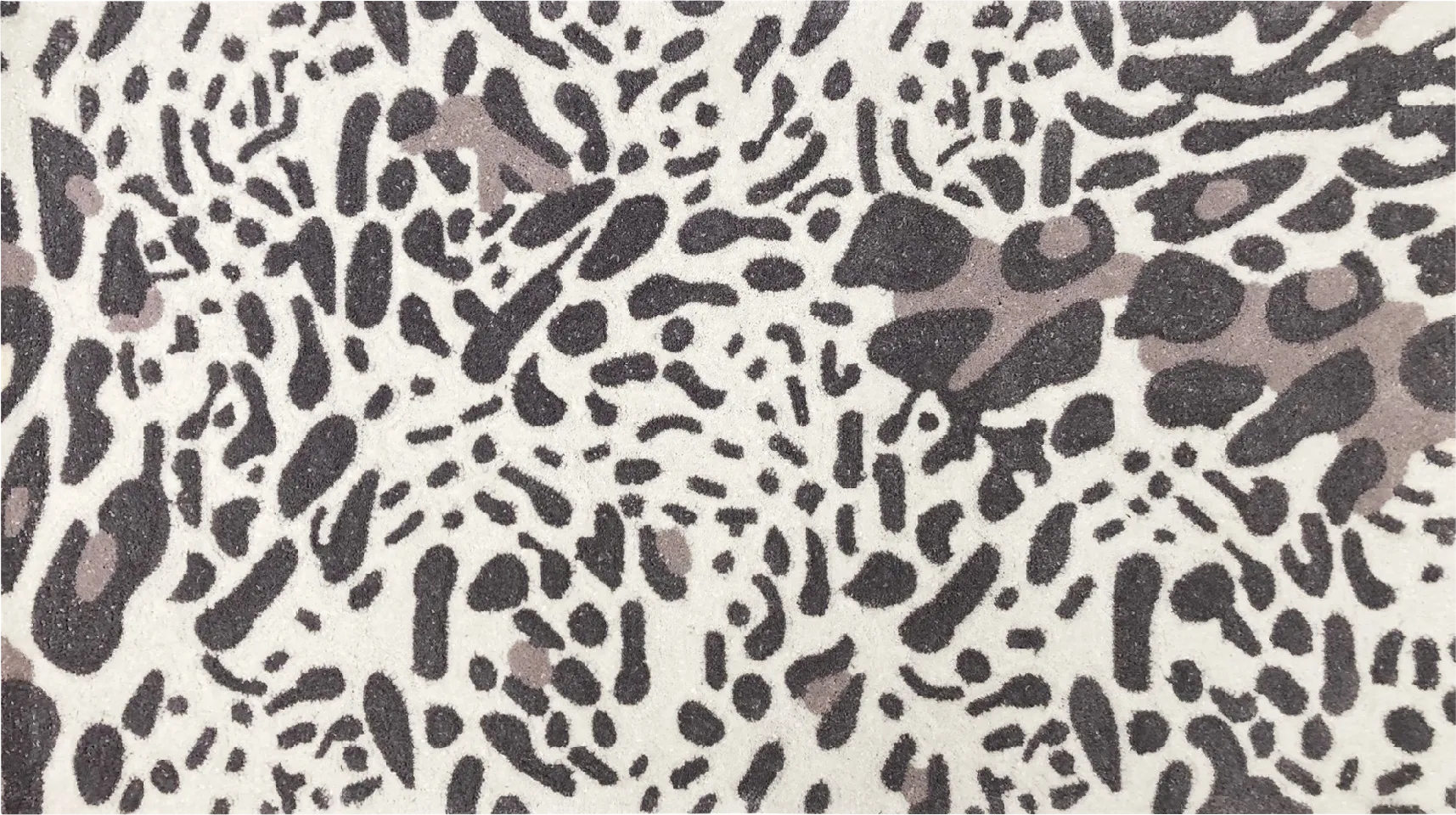 Kids Jungle Safari Gray 2'8 x 4'8 Rug - Thumbnail - Image 1