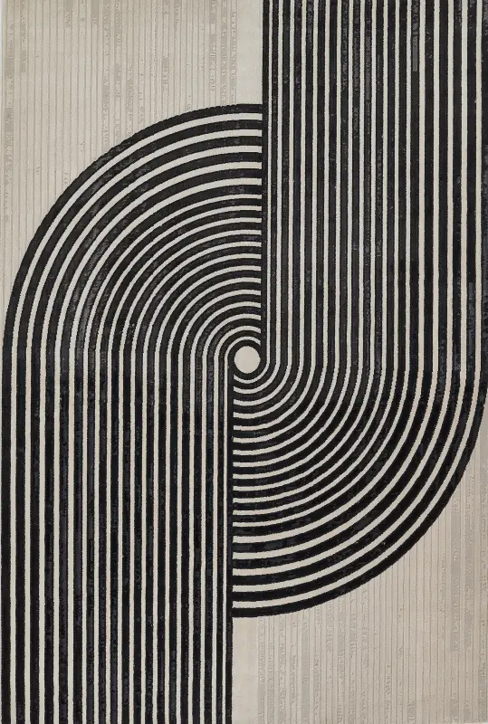 Mayzon Off-White 5'3 x 7'6 Rug