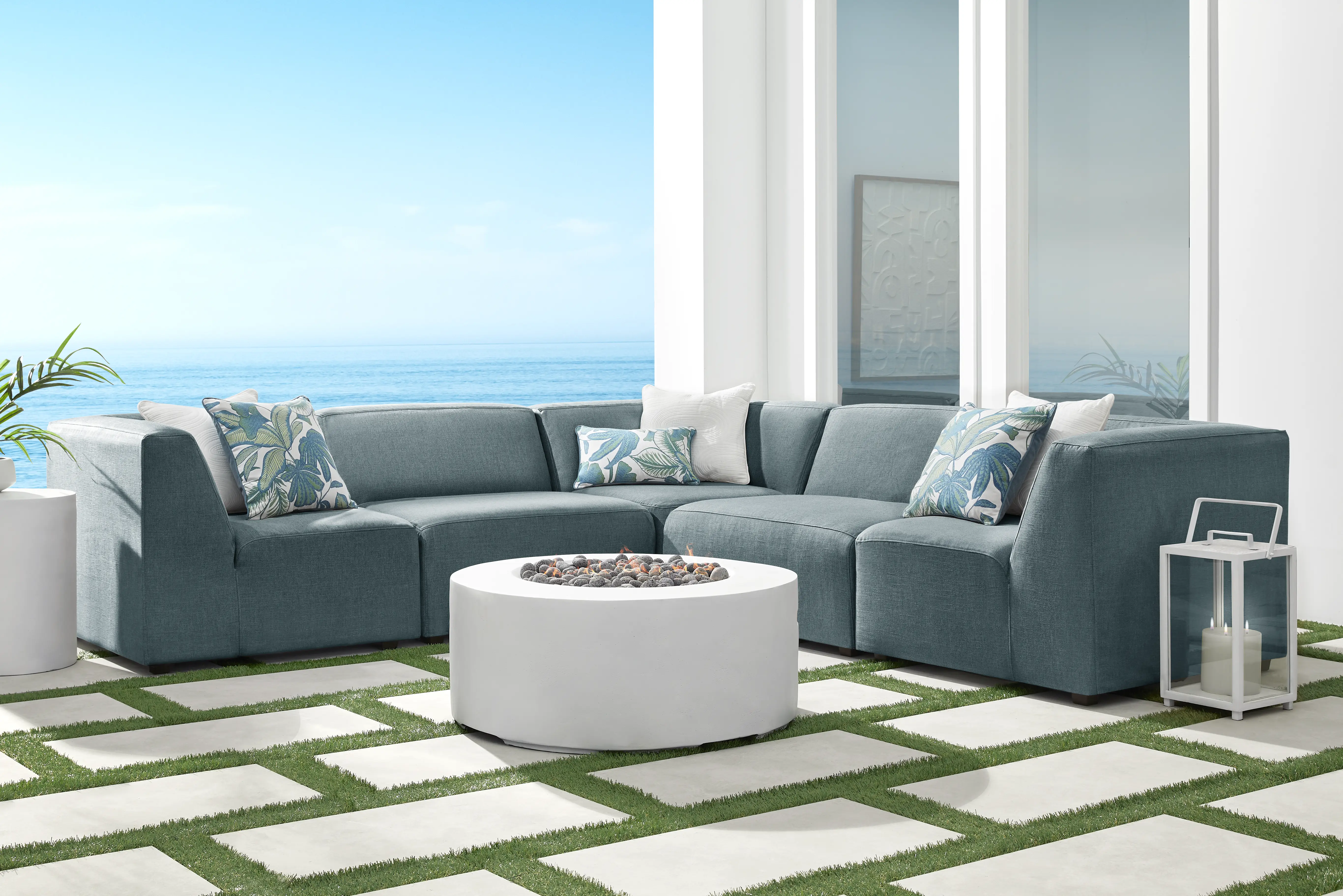 Calay 5 Pc Outdoor Sectional with Teal Slipcovers - Thumbnail - Image 2