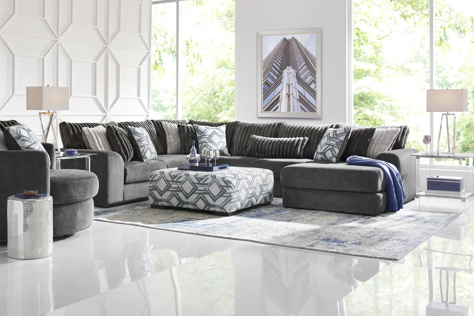 Moreau Street Black 6 Pc Sectional Living Room