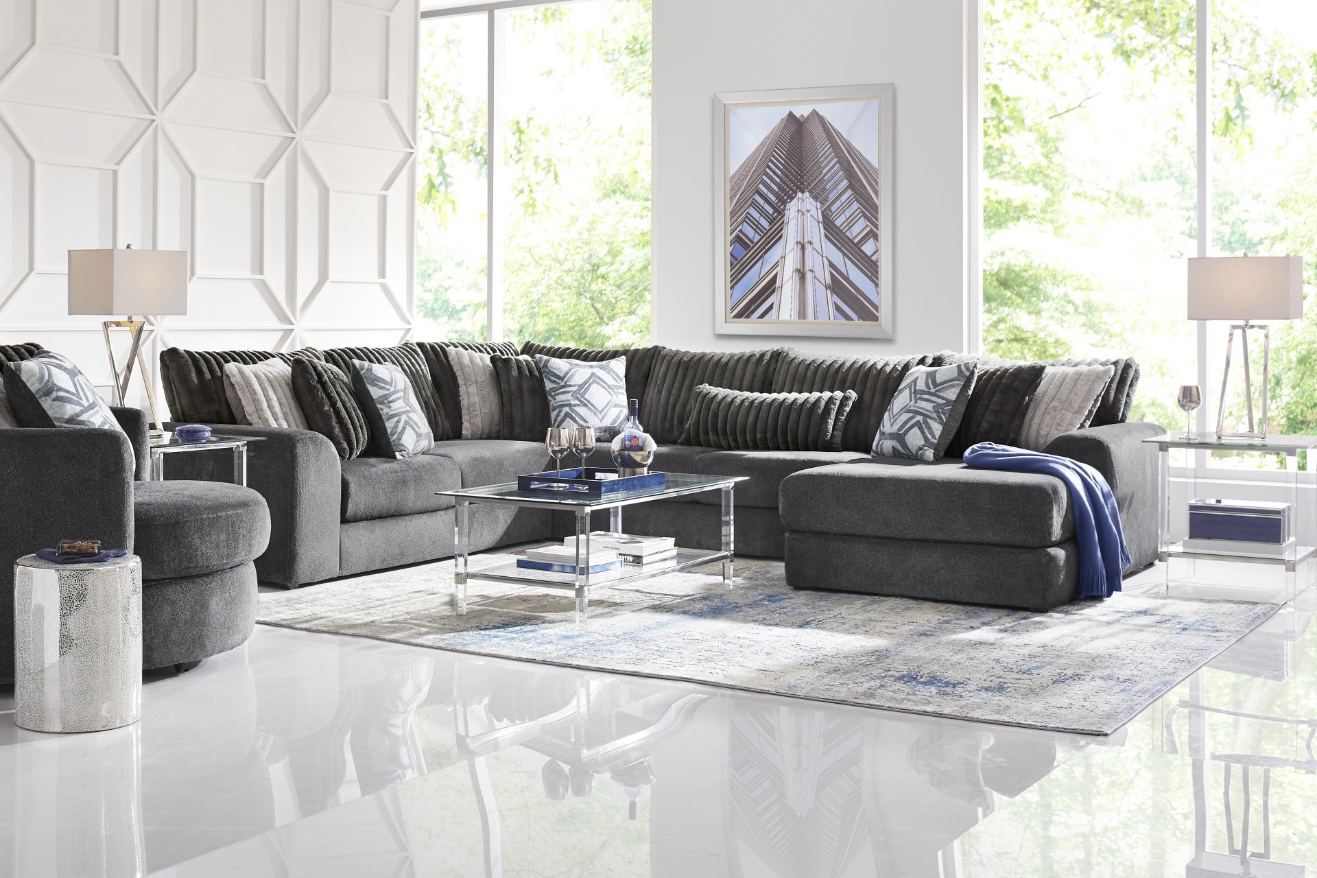Moreau Street Black 6 Pc Sectional Living Room - Image 1