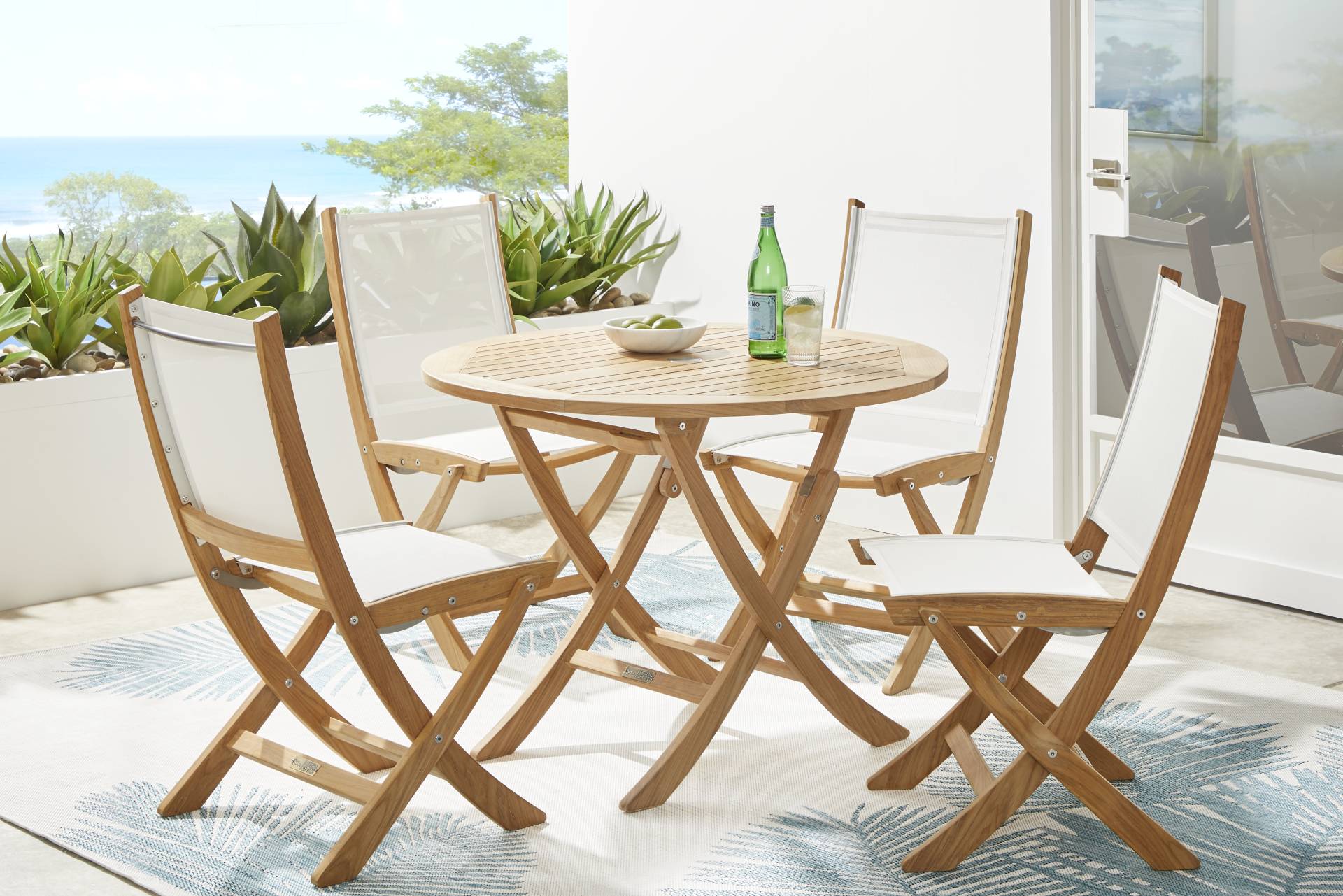 Pleasant Bay Natural 5 Pc Outdoor Folding Dining Set with Sling Chairs full room
