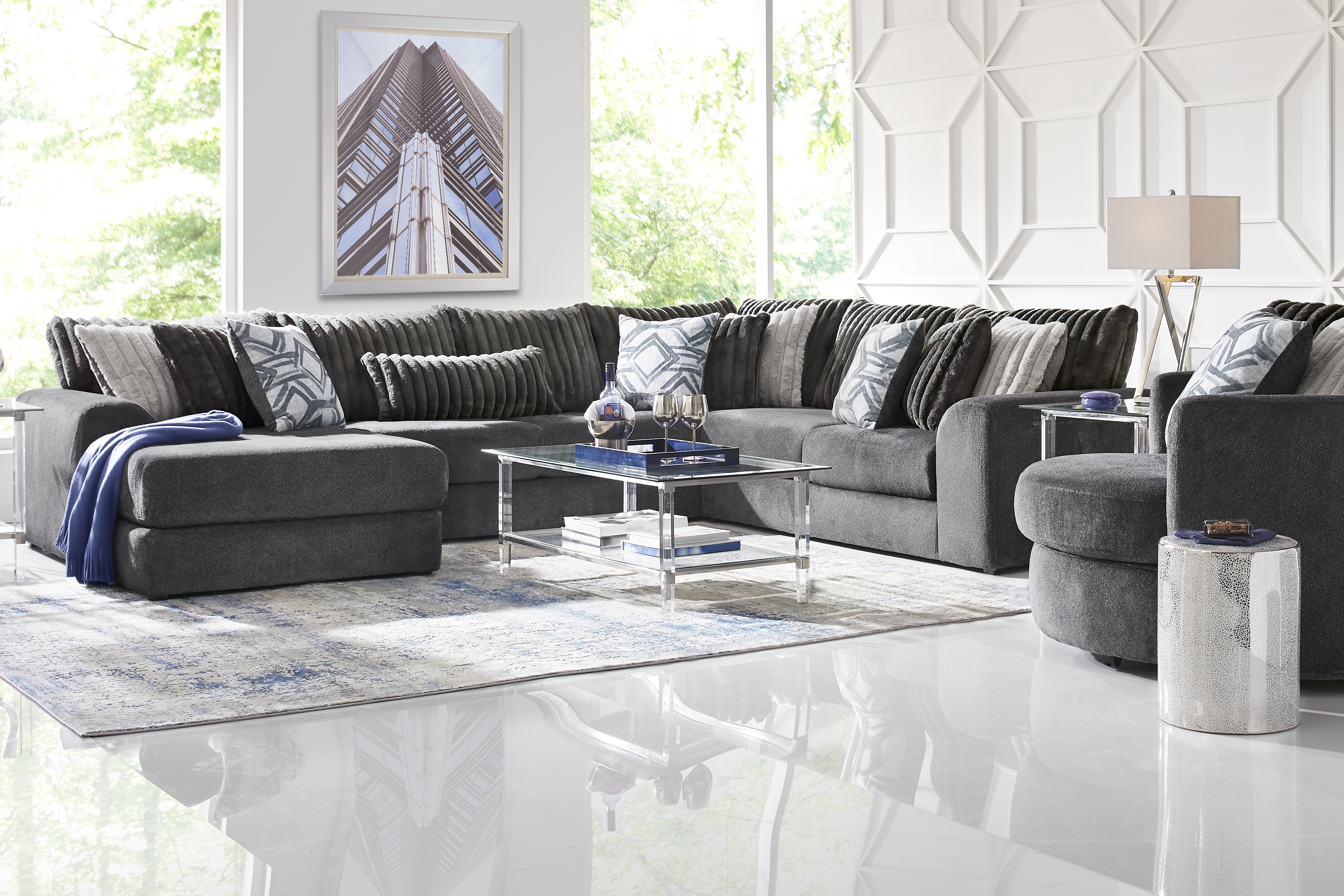 Moreau Street Black 3 Pc Sectional