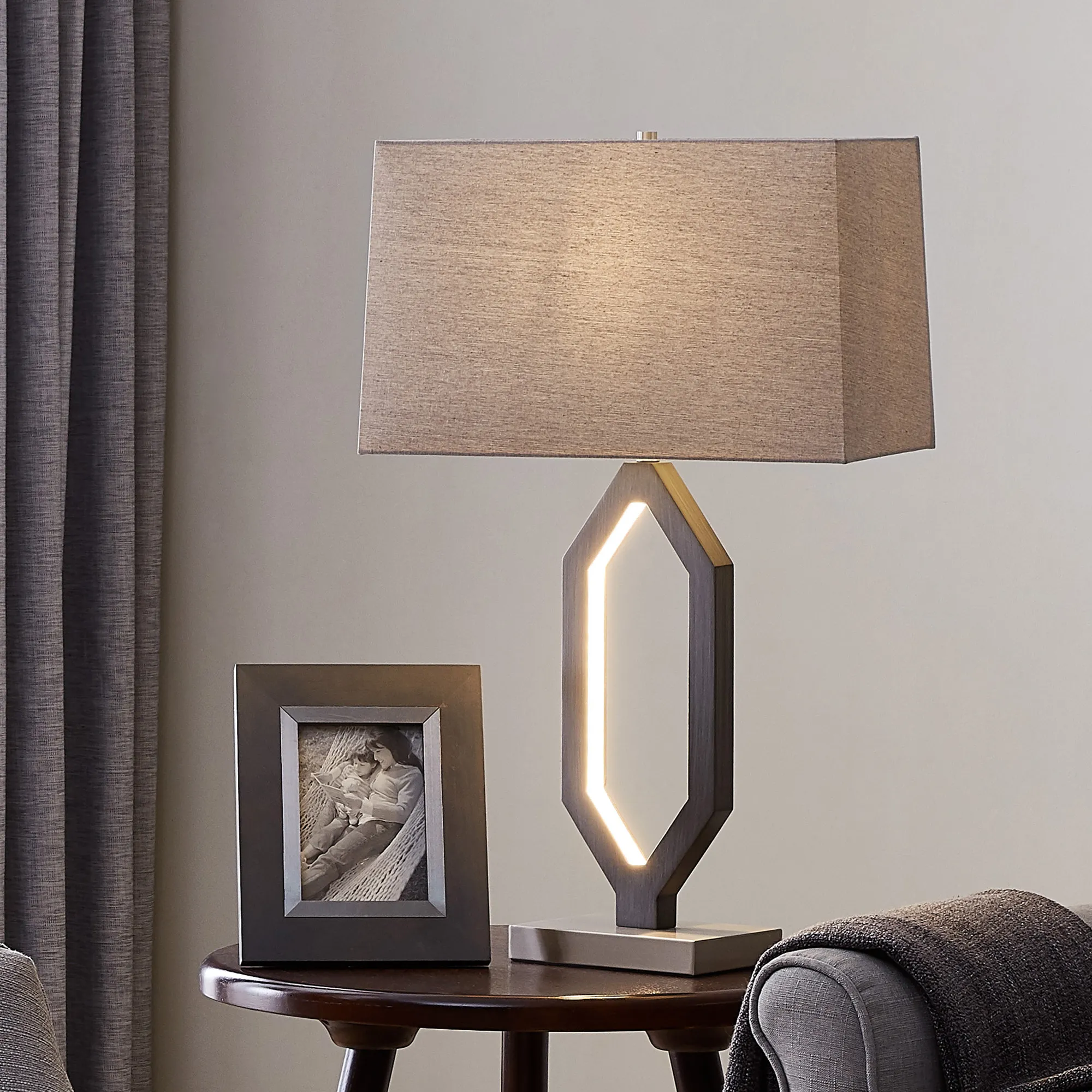 Guejito Gate Gray Table Lamp - Thumbnail - Image 2