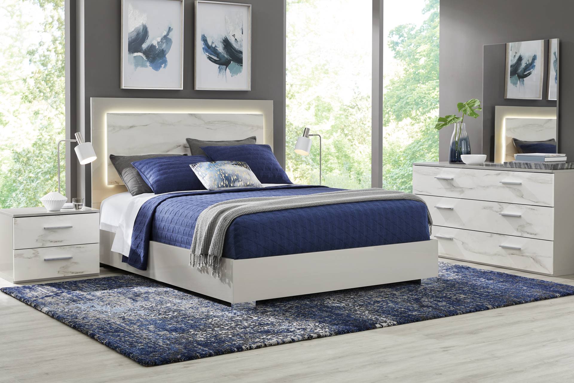 Beatrice Gray 5 Pc Queen Bedroom full room