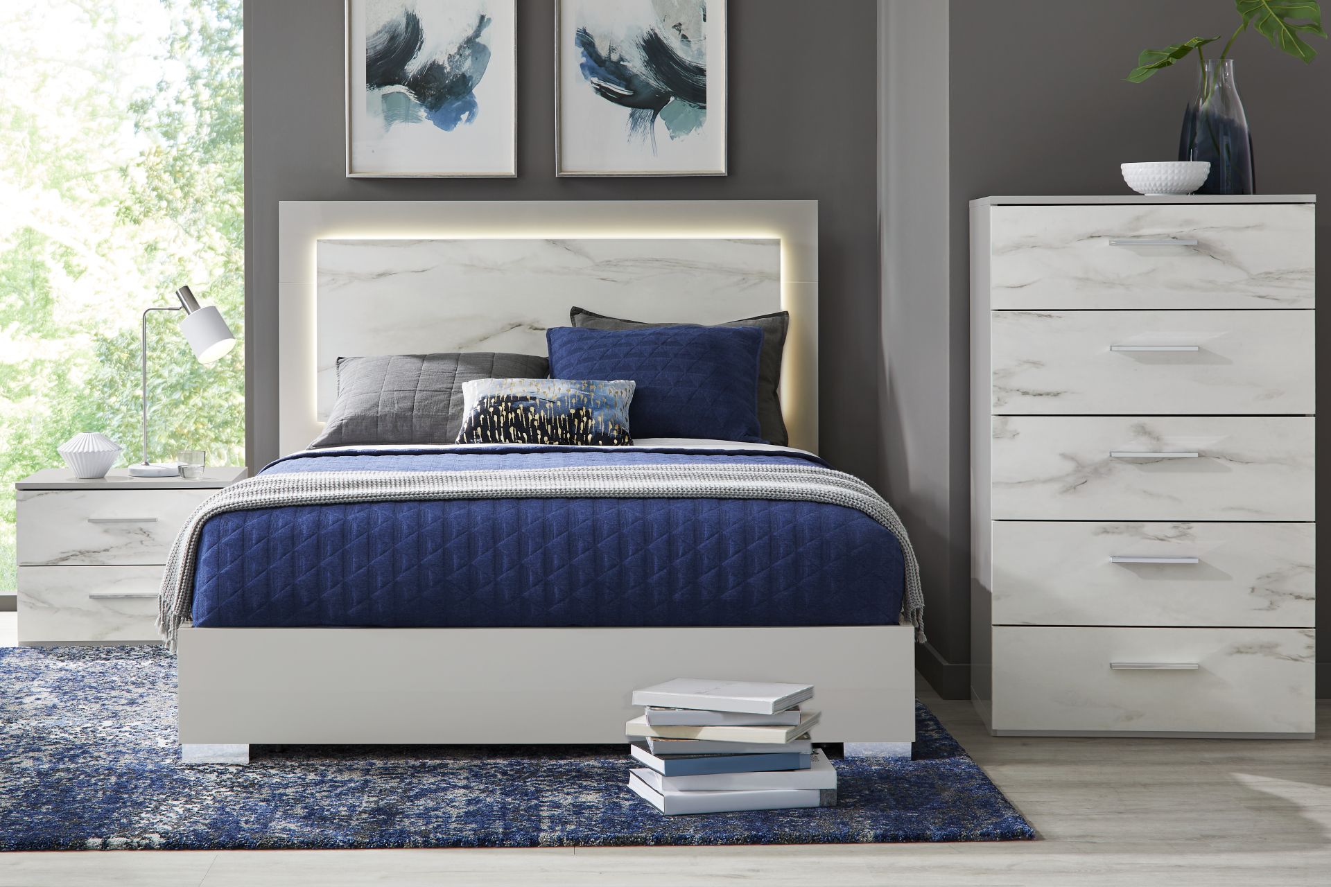 Beatrice Gray 5 Pc Queen Bedroom - Image 1