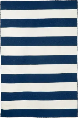 Lorahorn Navy 7'6 x 9'6 Indoor/Outdoor Rug