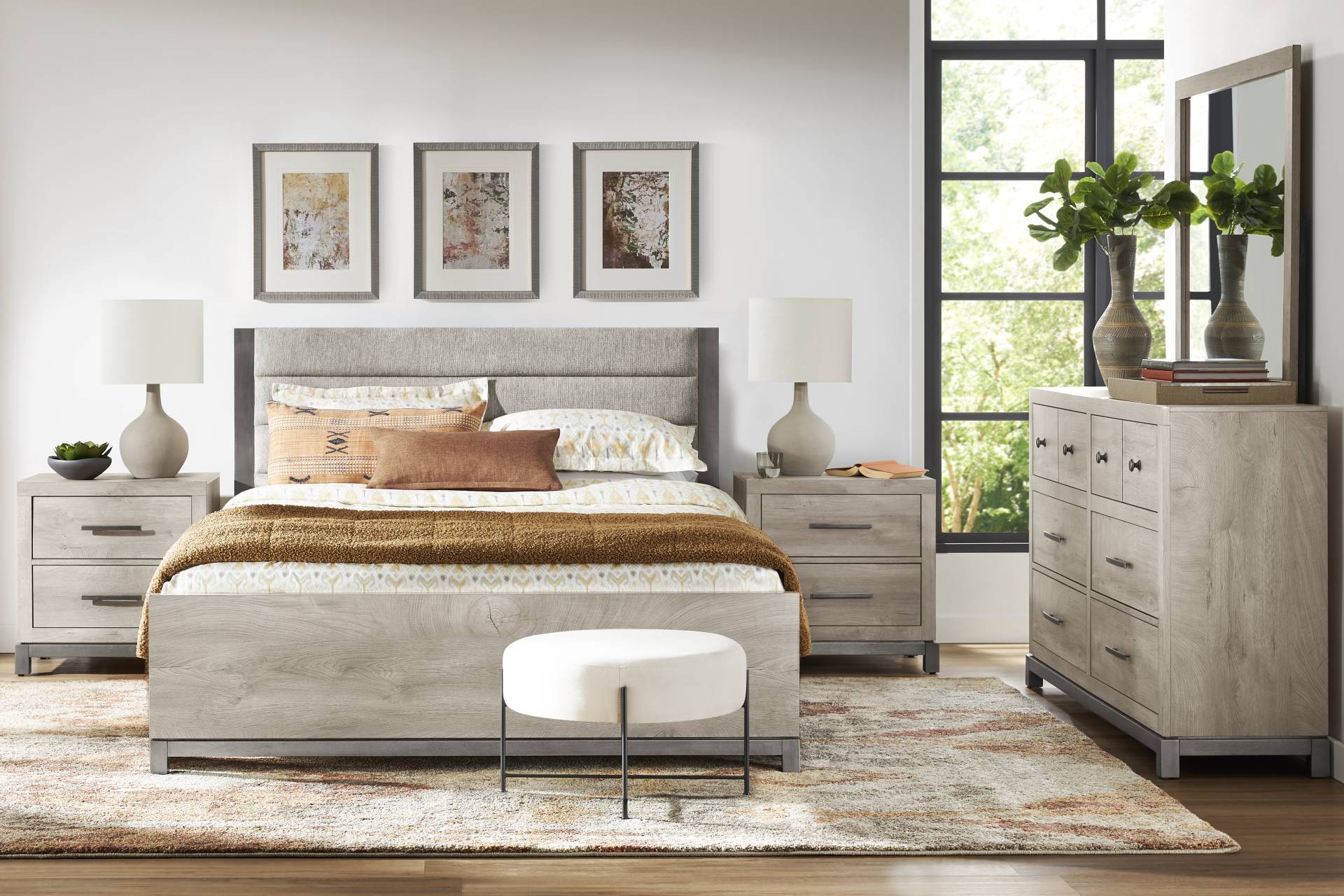 Maxton Place Gray 5 Pc Queen Bedroom full room