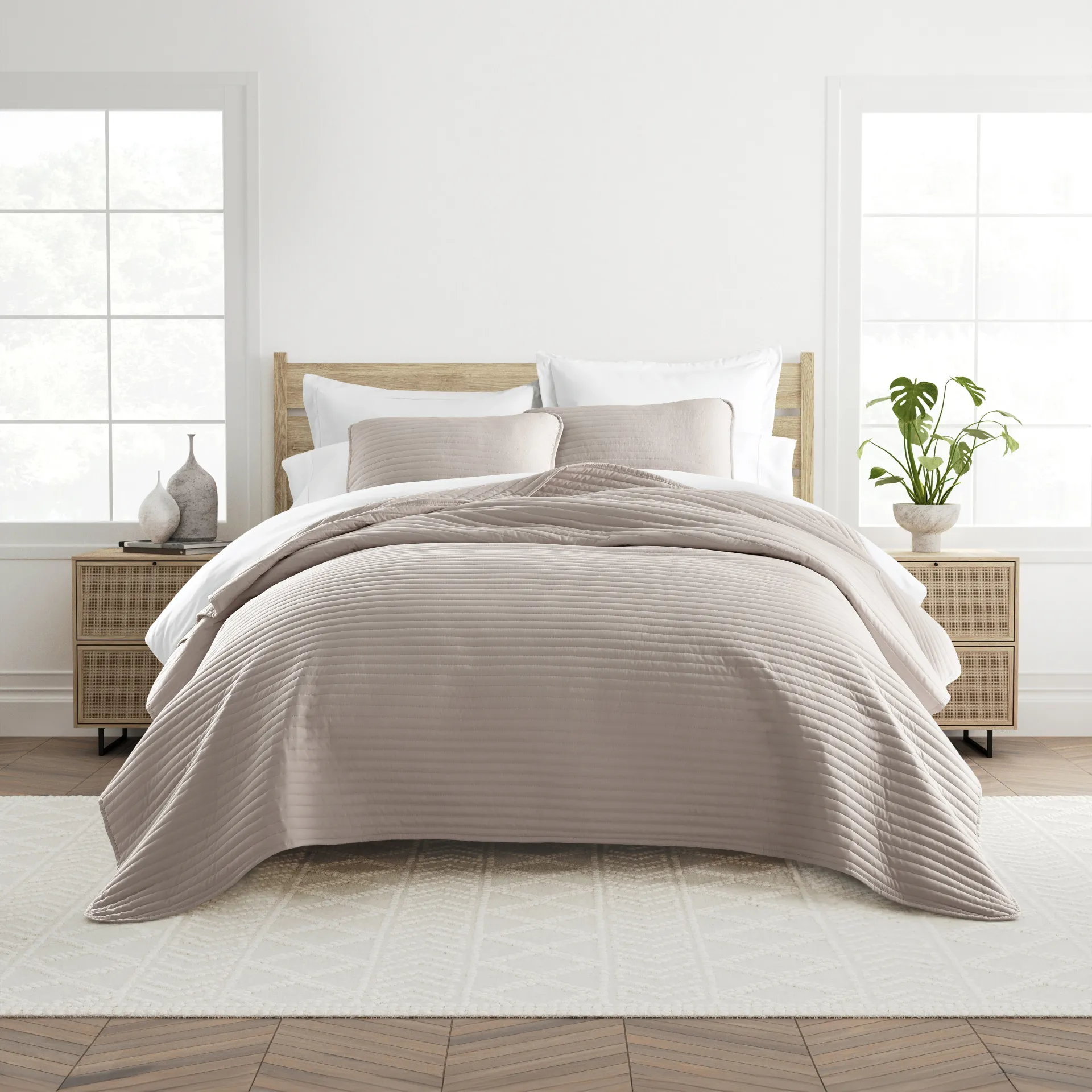 Honeybell Brown 3 Pc Queen Quilt Set - Image 1