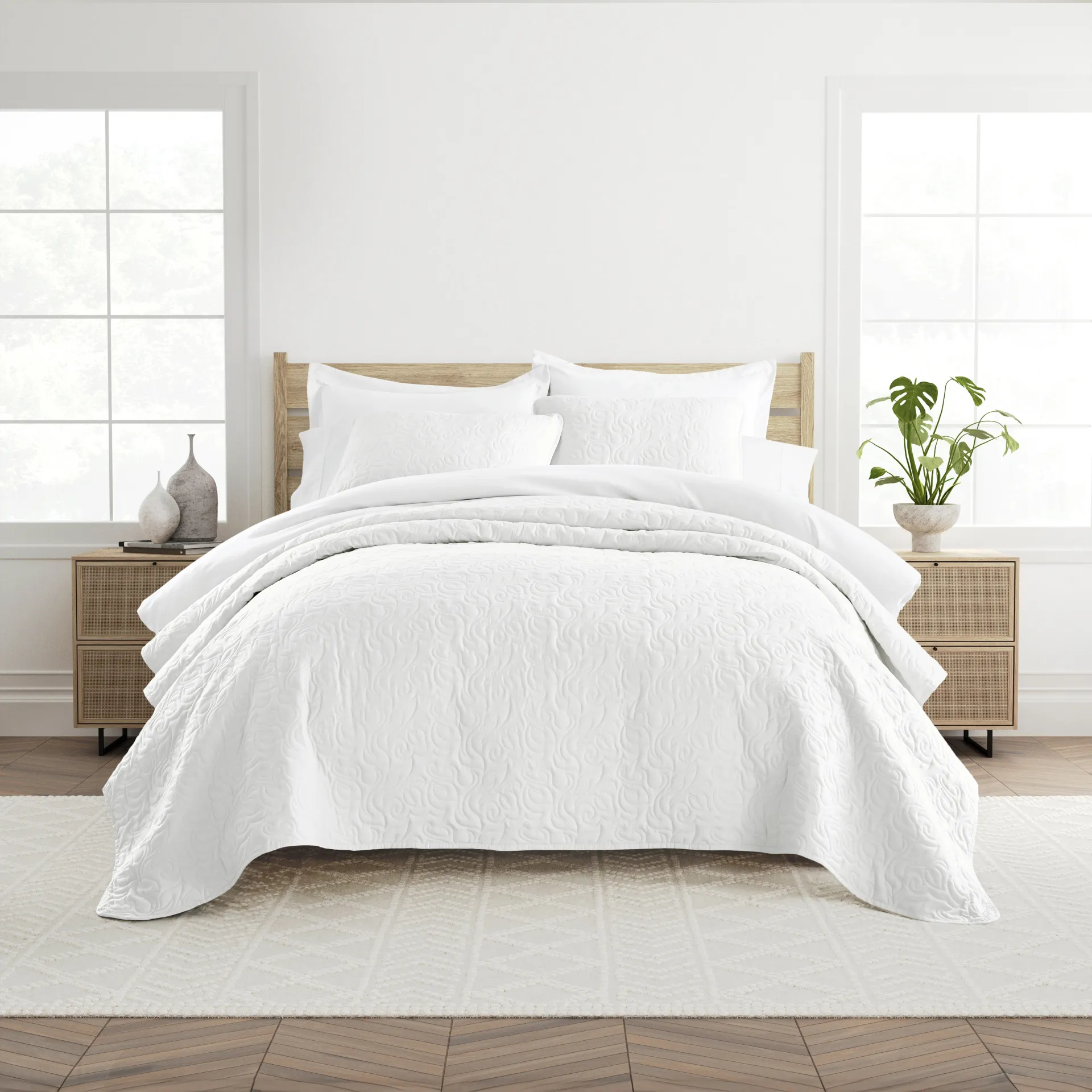 Goldhorn White 2 Pc Twin Quilt Set - Image 1