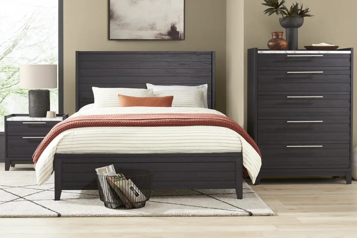 Ellenbrook Black 5 Pc Queen Panel Bedroom