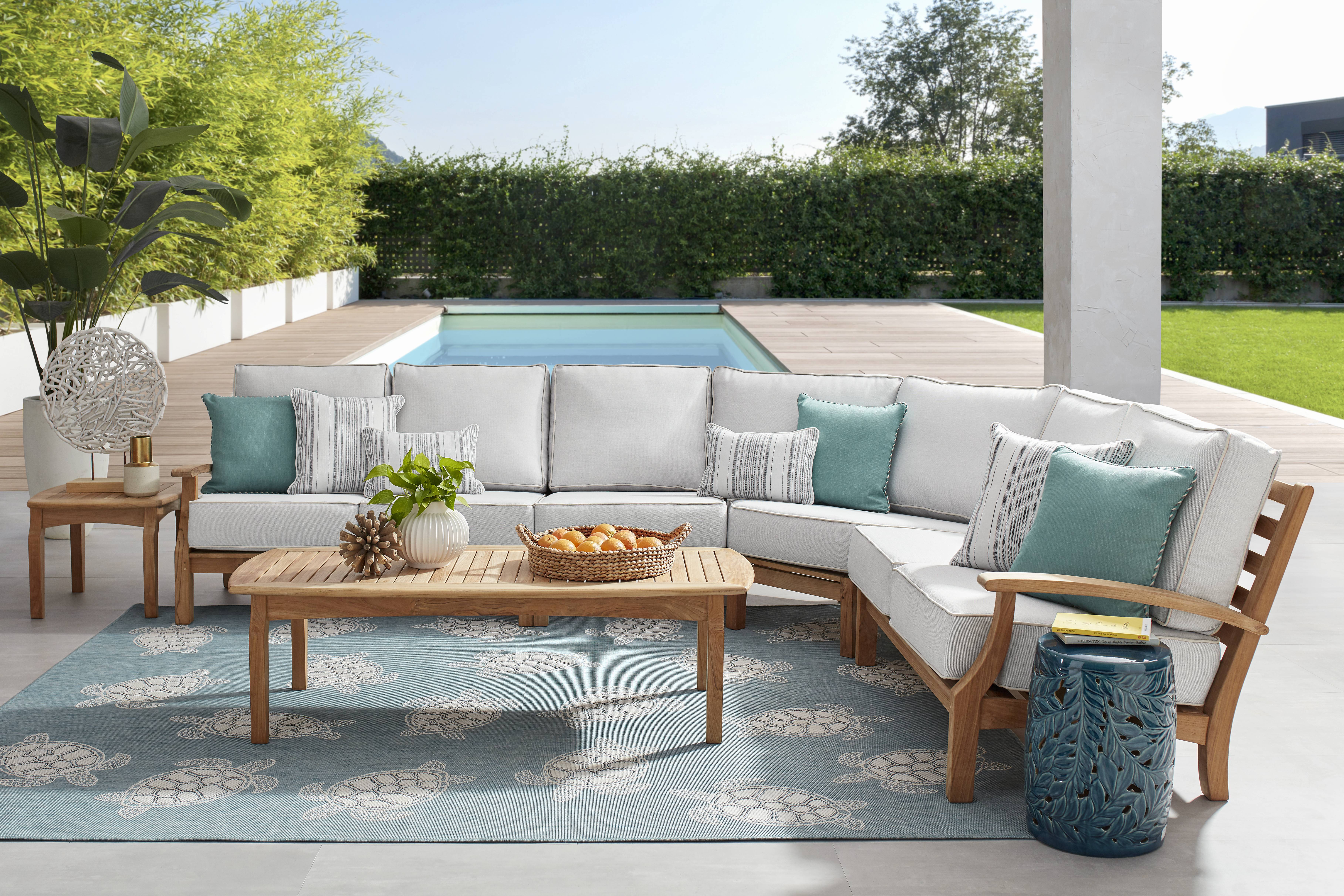 Pleasant Bay Teak 4 Pc Outdoor Sectional with Dove Cushions