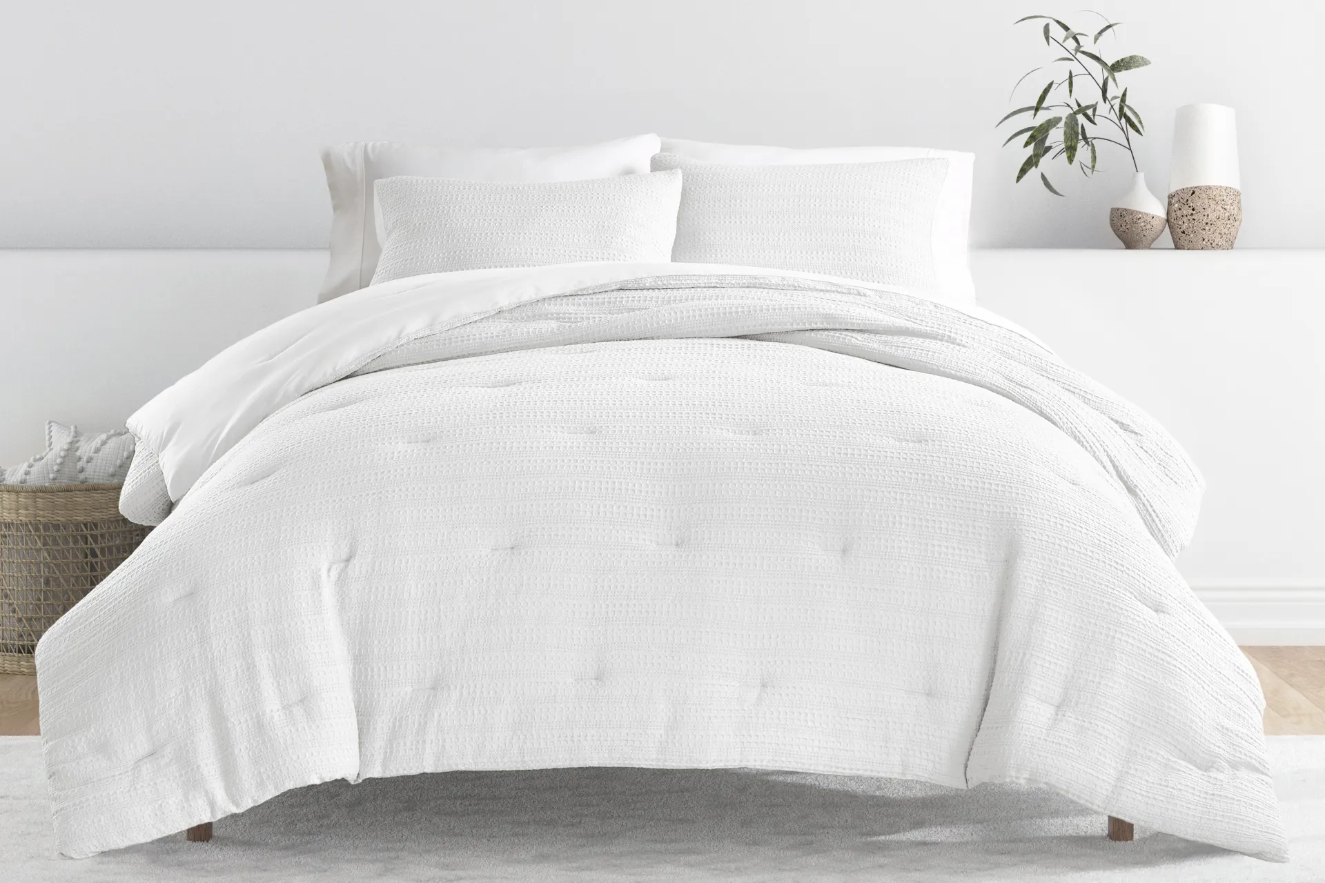 Hoplily White 3pc Queen Comforter Set - Image 2