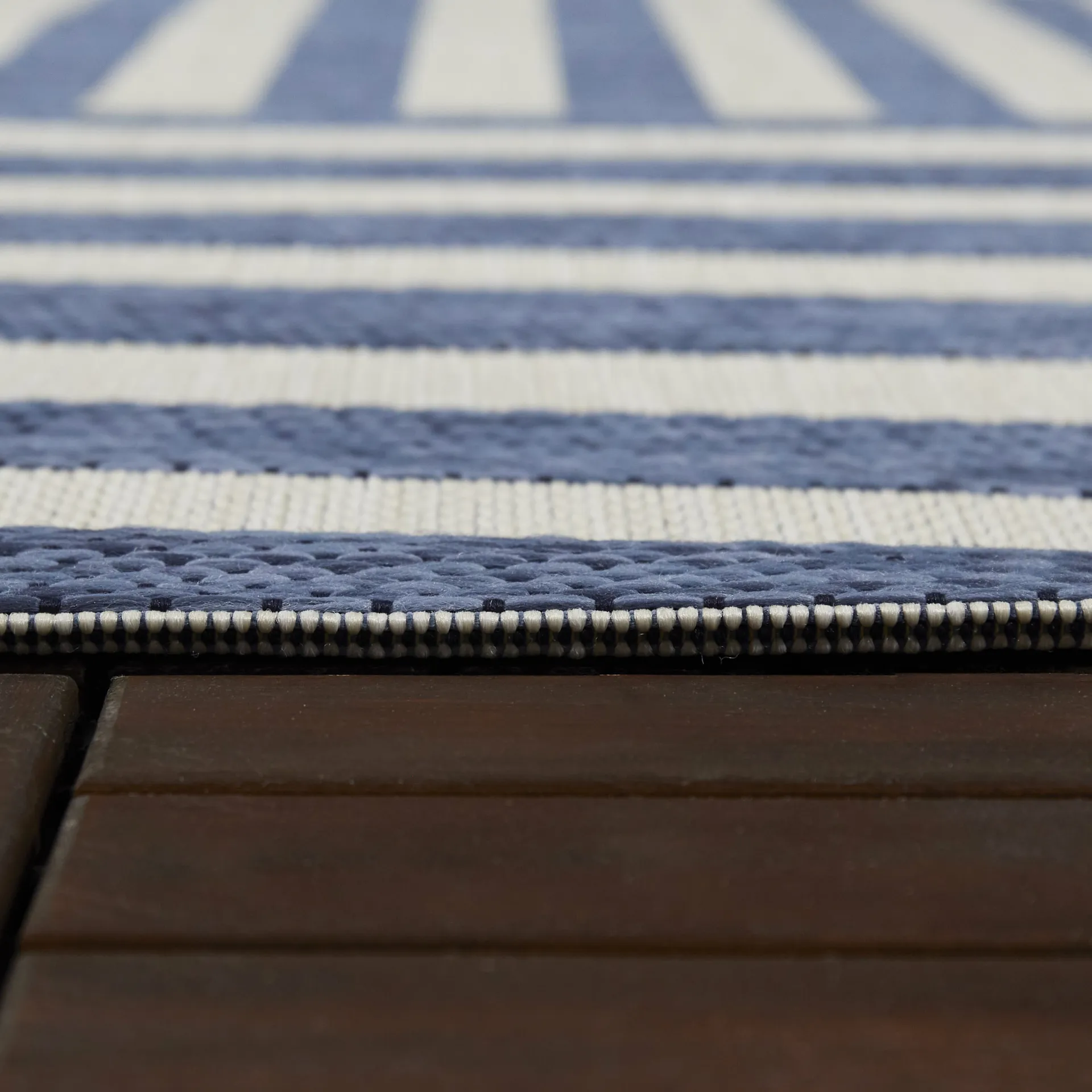 Leandro Blue 7'10" x 10' Rug - Image 6