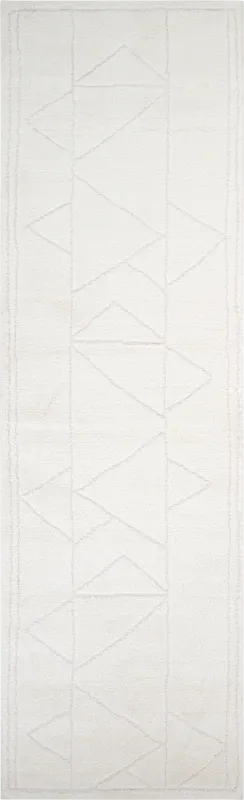 Damaray Ivory 2'6 x 10' Runner Rug