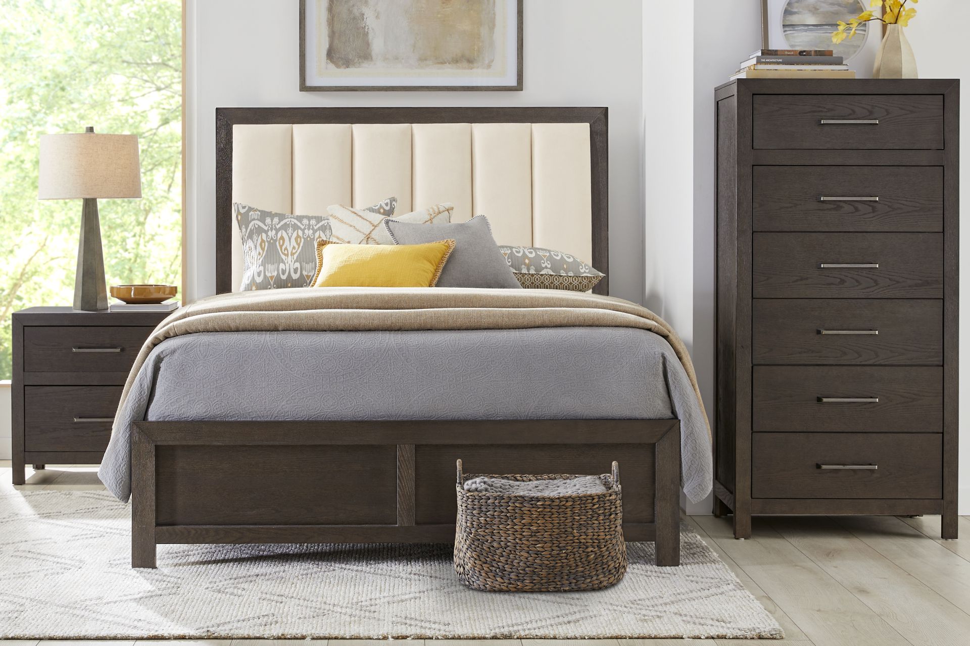 Woodley Dark Brown 5 Pc King Upholstered Bedroom - Image 1