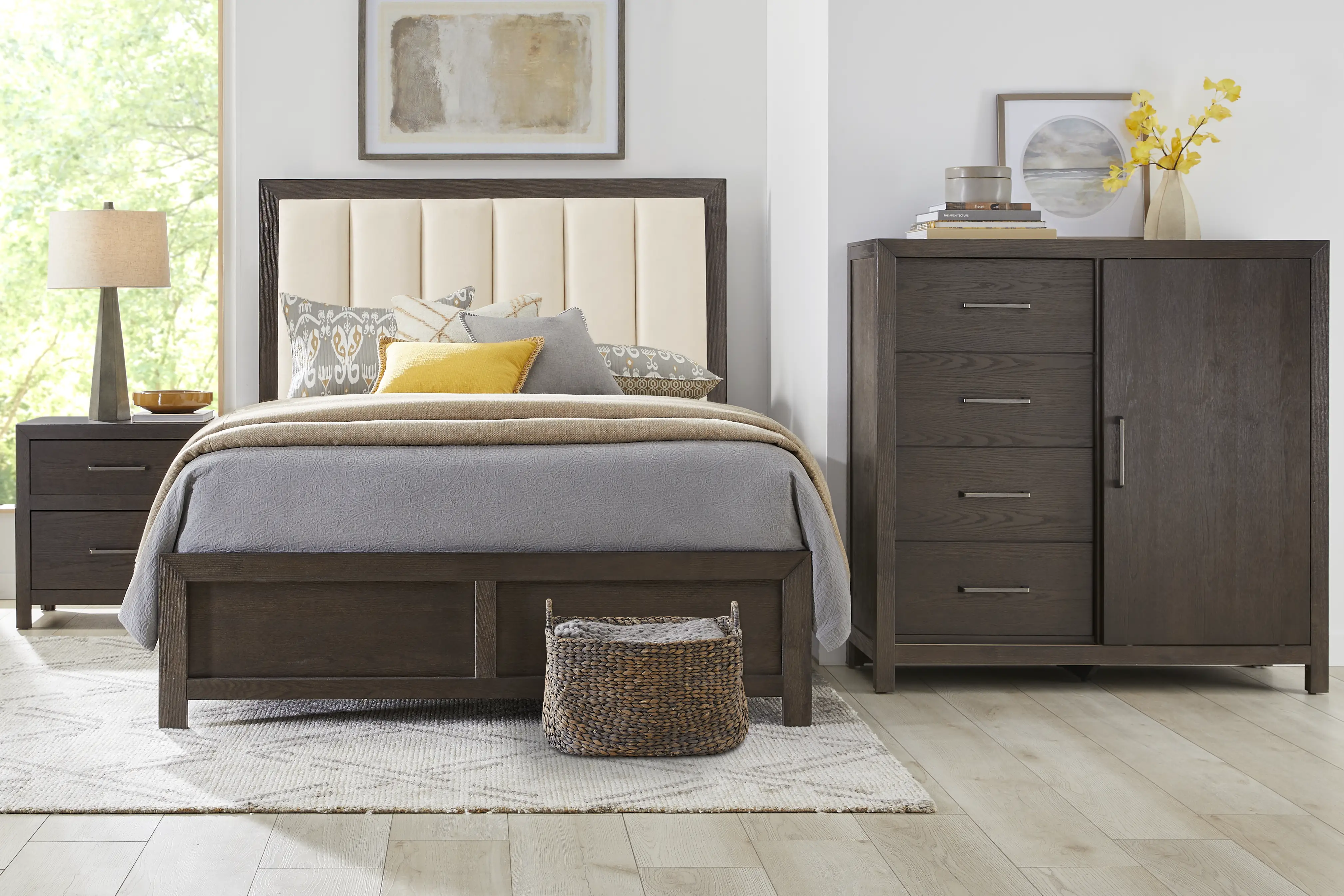 Woodley Dark Brown 5 Pc Queen Upholstered Bedroom - Thumbnail - Image 1