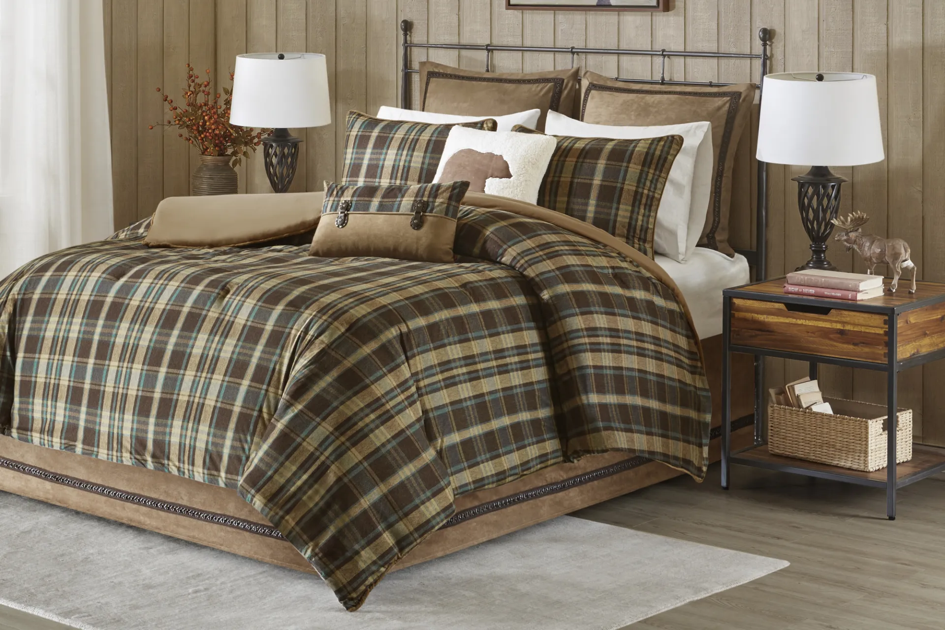 Vangie Multi Queen Comforter Set - Image 2