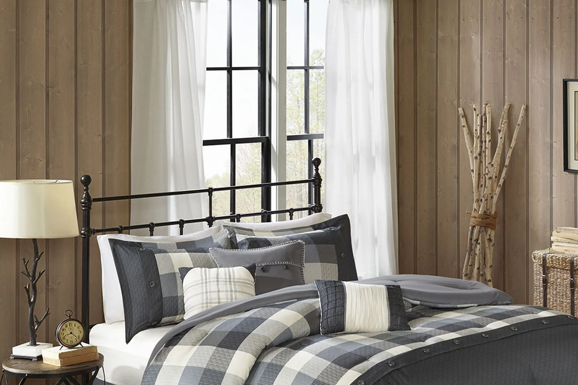 Dollahite Gray 7 Pc Queen Comforter Set - Thumbnail - Image 2