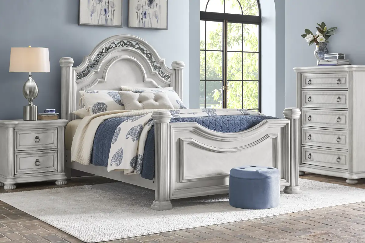 Gallagher Avenue White Chest