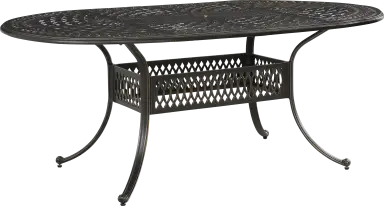 oval outdoor dining table