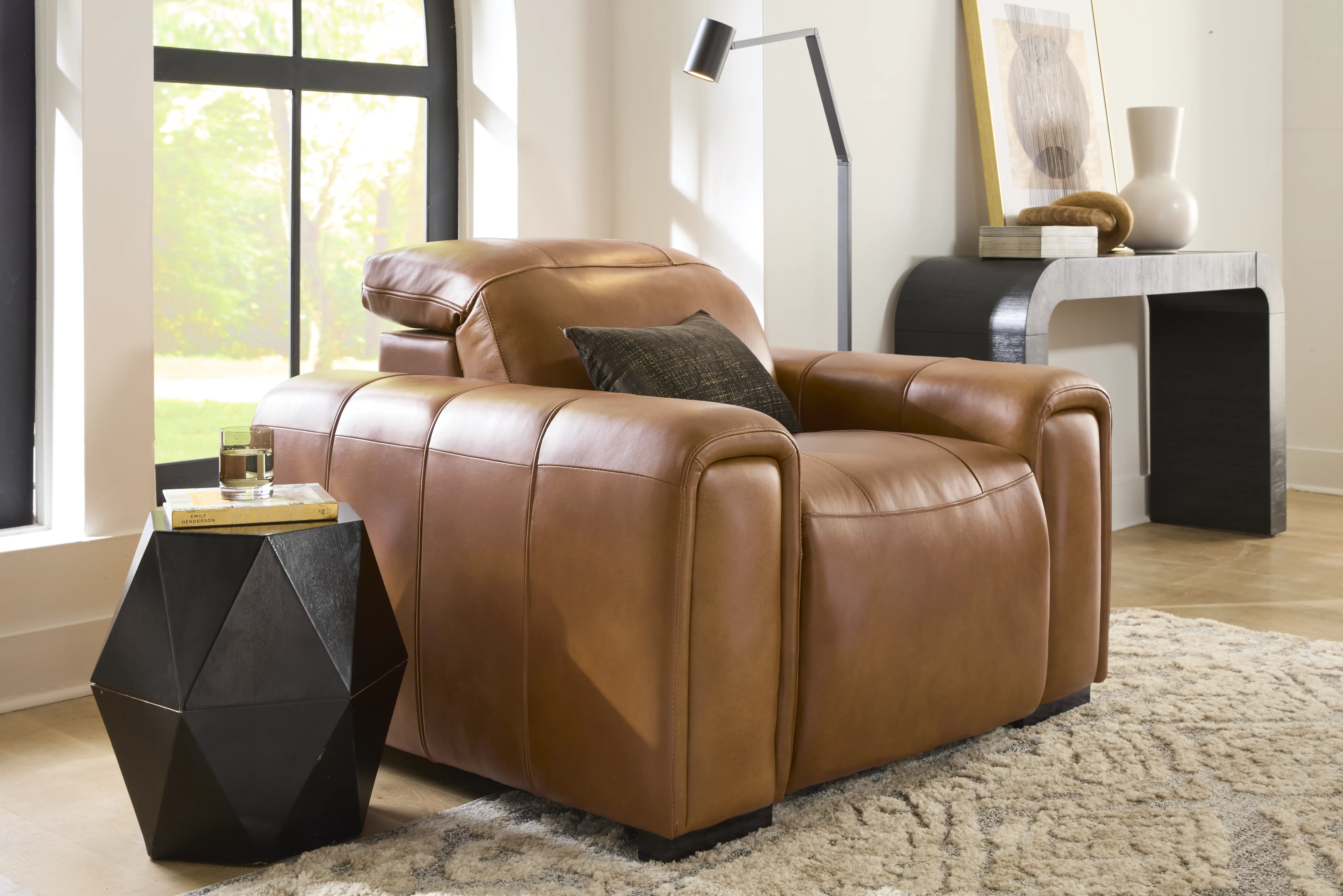 Huntington Saddle Leather Dual Power Recliner - Thumbnail - Image 4