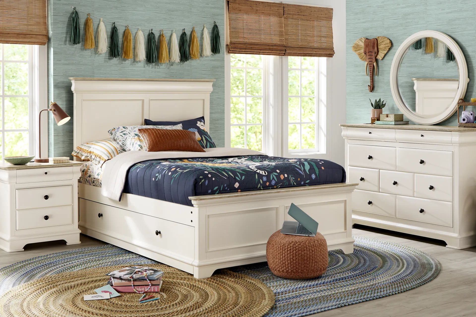Kids Oberon Cream Full Panel Bed - Image 1