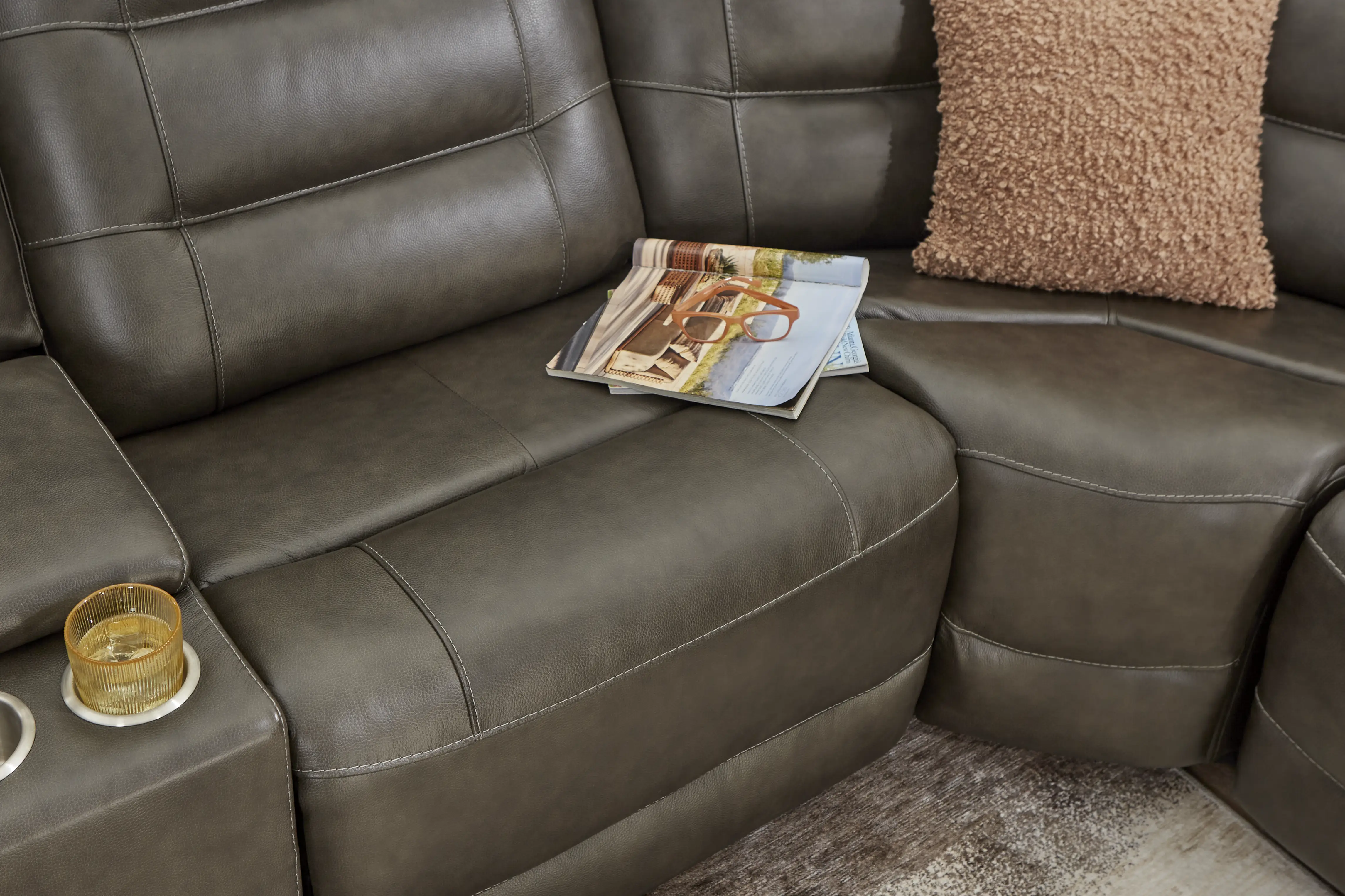 Montero Charcoal Leather 7 Pc Dual Power Reclining Sectional - Image 14