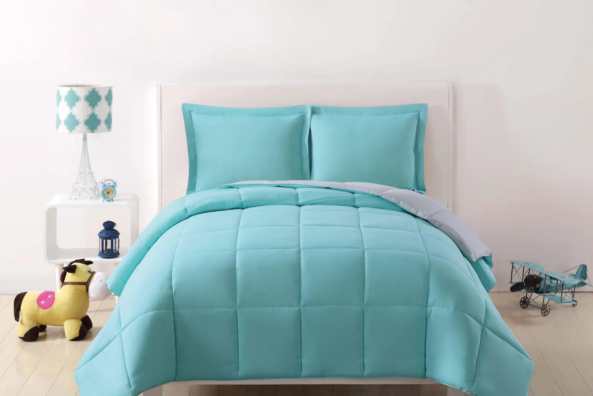 Kids Boyette Turquoise/Gray Twin Comforter Set - Image 1