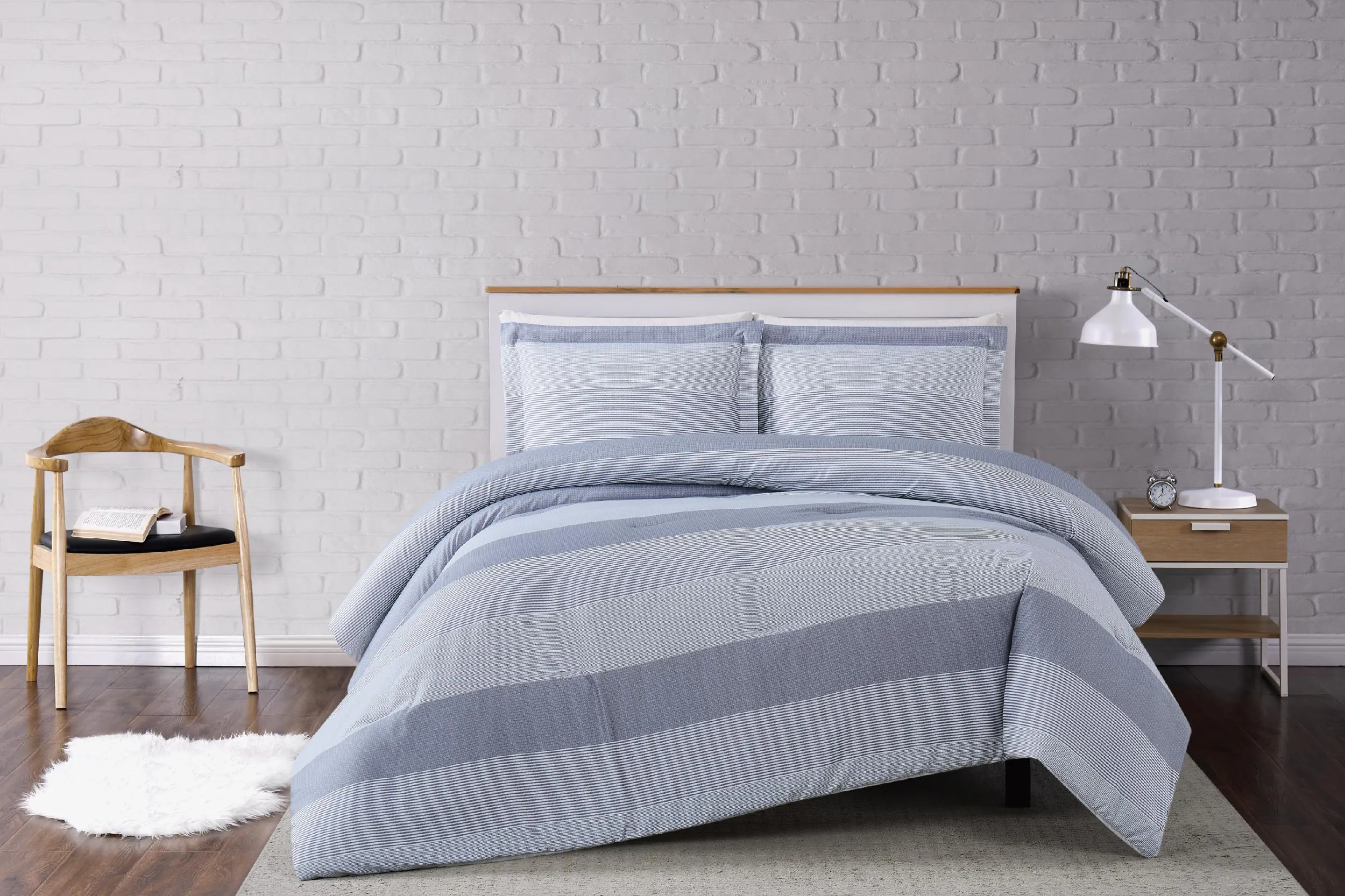 Kids Mountain Lilly Gray Full/Queen Comforter Set - Thumbnail - Image 2