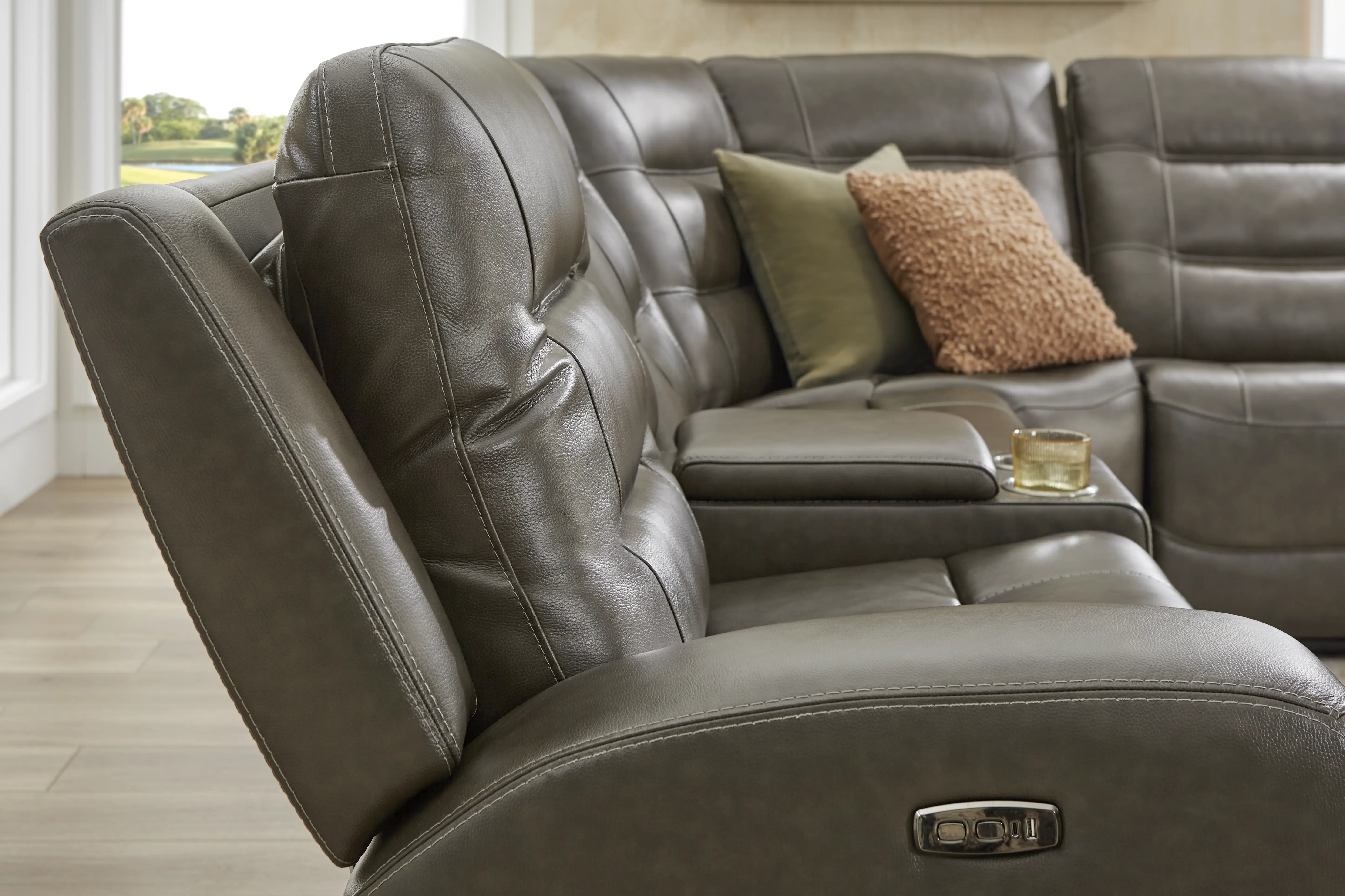 Montero Charcoal Leather 7 Pc Dual Power Reclining Sectional - Image 15
