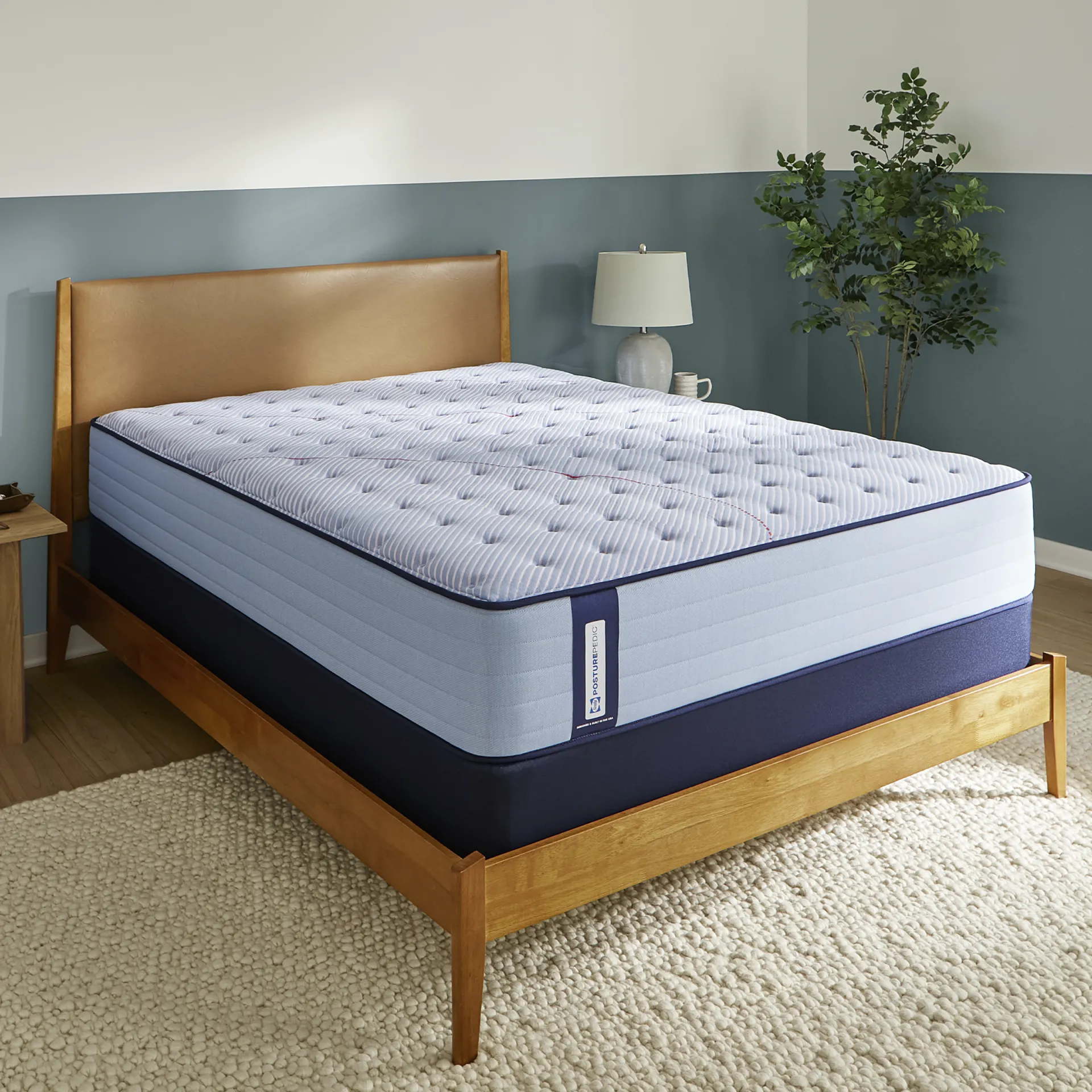 Sealy Posturepedic Brierwood Queen Mattress - Image 3