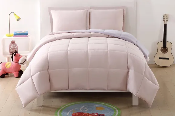 Kids Boyette Blush/Lavender Full/Queen Comforter Set