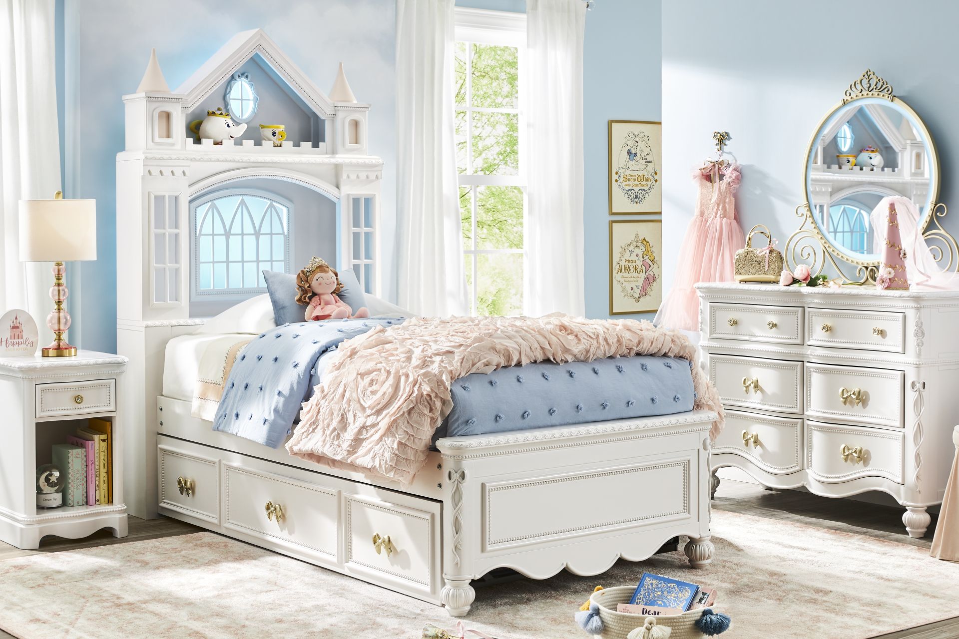 Disney Princess Sparkle White Twin Castle Bedroom - Image 1