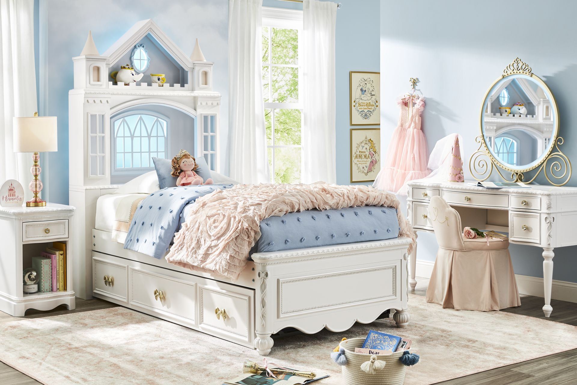 Disney Princess Sparkle White Twin Castle Bedroom - Image 1
