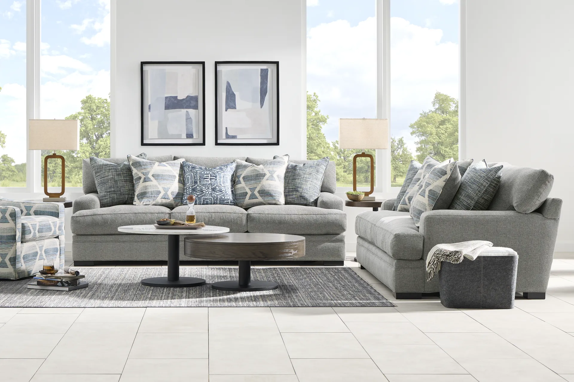 Bedford Park Blue Accent Swivel Chair - Image 2
